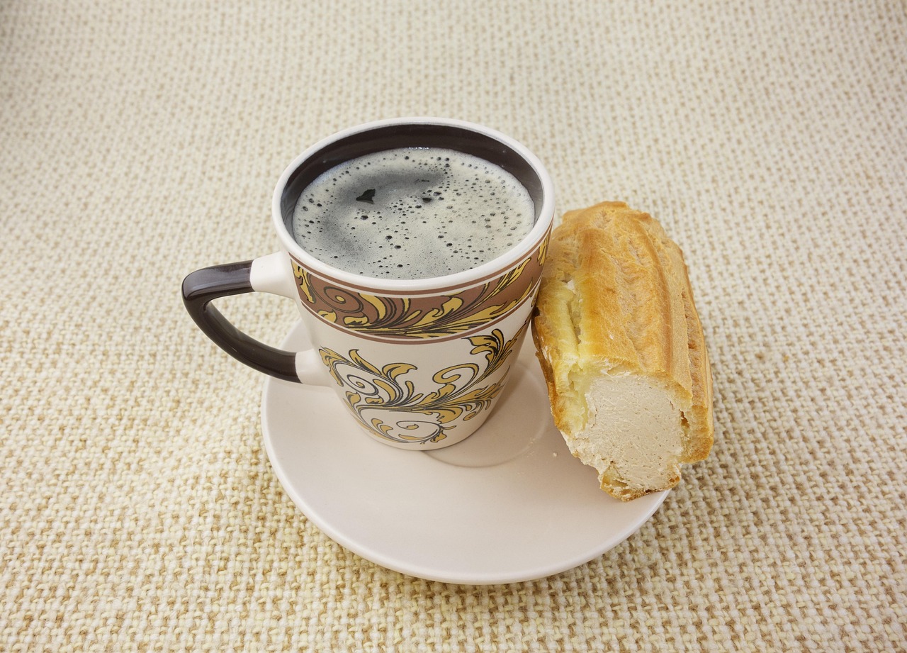 Pâte à choux pochée sur plaque